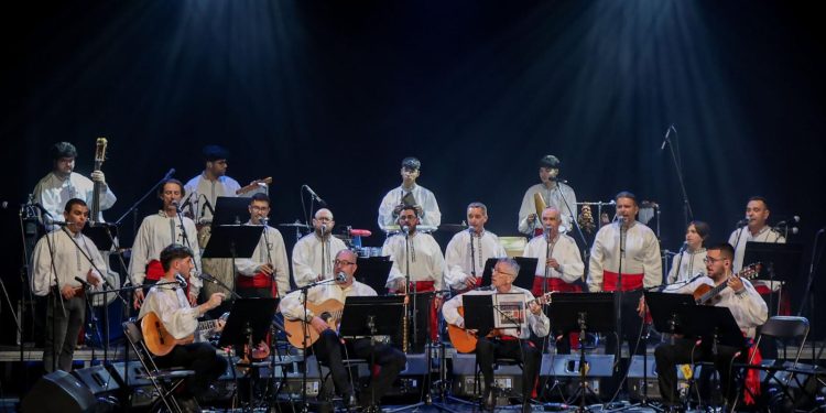 Los Viejos: sesenta años de la voz del barrio que olía a canela