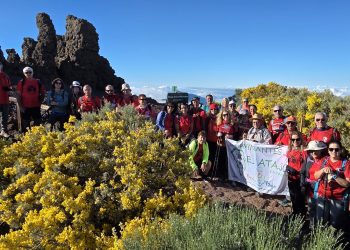De costa a costa a pie: la caminata «Puerto a Puerto» cruza La Palma el 4 de julio, del muelle de Tazacorte al de Santa Cruz