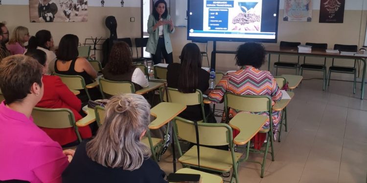La Unidad de Atención Temprana del Hospital de La Palma sale a contar lo que hace: así se ayuda a los niños de 0 a 6 años con dificultades en el desarrollo
