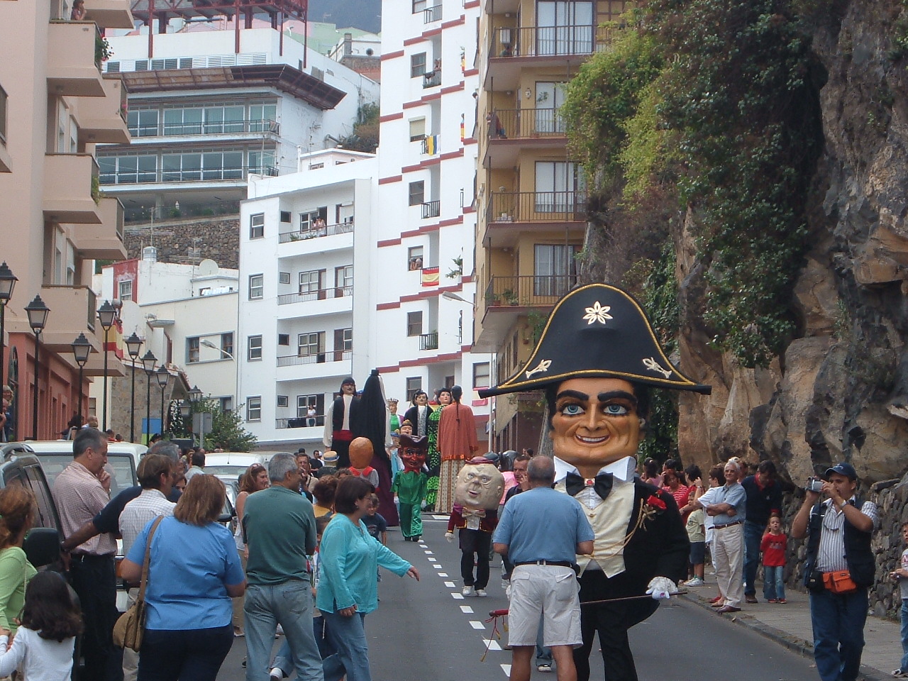 La Danza de Mascarones, estampa festiva de la capital palmera.