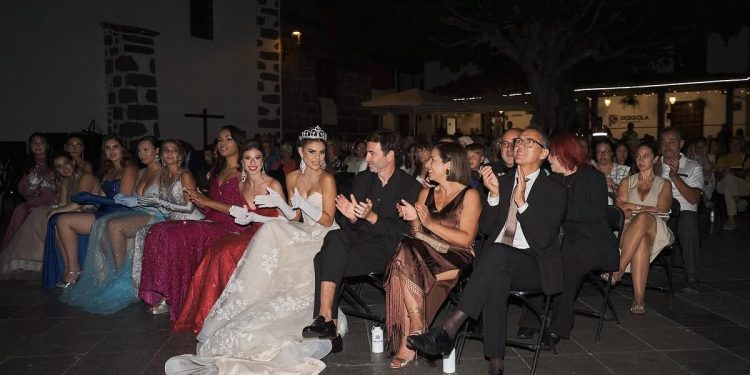 Los Llanos lleva a Shakespeare a la plaza: la Fiesta de Arte estrena «El gran teatro del mundo»