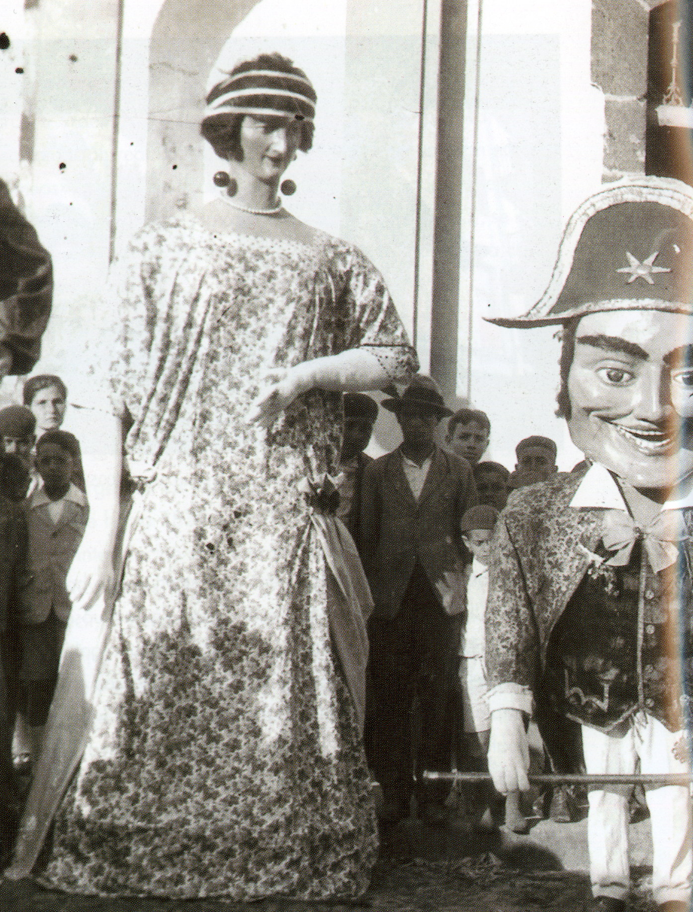 Mascarones de Santa Cruz de La Palma, pregoneros de la fiesta.