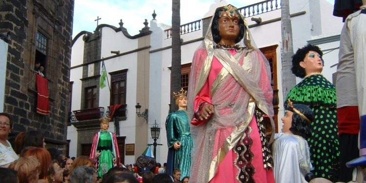 Los mascarones de Santa Cruz de La Palma (III): los mascarones de hoy y un tesoro por cuidar