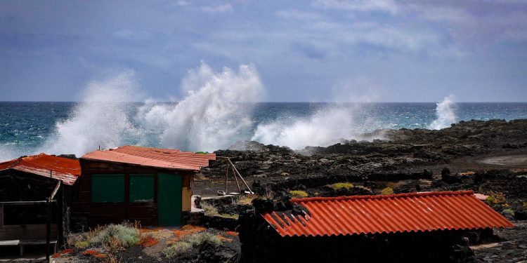 El tiempo del jueves en La Palma: hasta 36 grados en las medianías altas del oeste y aviso de mar en el este y el norte