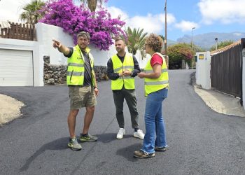 El Paso remata el asfaltado de la calle Panadero, en Tajuya, y ya mira al Camino El Rincón