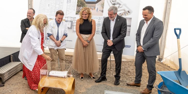 Los palmeros con cáncer, más cerca de no tener que cruzar el Atlántico: Canarias construye su primer centro de protonterapia