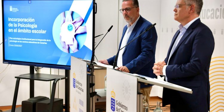 Educación duplica los psicólogos en las aulas canarias: ochenta profesionales y 4,4 millones para la salud mental del alumnado