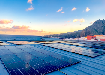 Endesa vuelve a bloquear los datos de una instalación solar en Santa Cruz de La Palma y sus vecinos se quedan sin factura