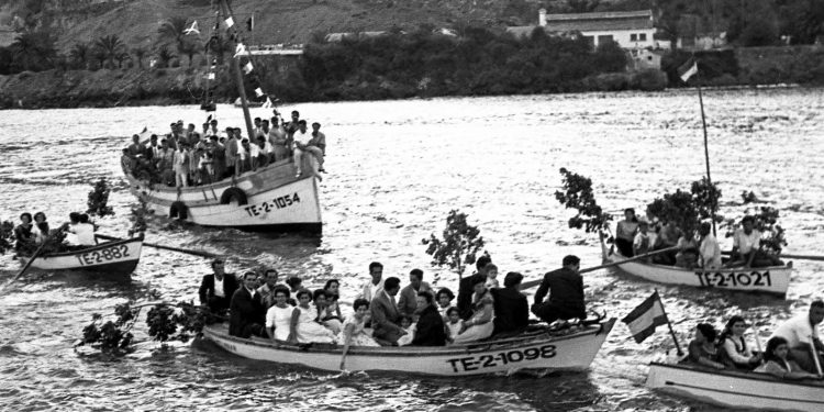 Fiesta de la Virgen del Carmen en Santa Cruz de La Palma, fotografía antigua de la colección de José Ayut Santos (foto 5)