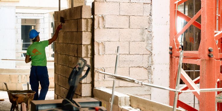 Canarias tramita 4.047 viviendas protegidas: qué se construye en La Palma y cómo apuntarse a la lista en 2026
