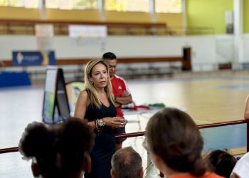 Encuentro de familias del programa Familias Amigas en la Ciudad Deportiva de Miraflores