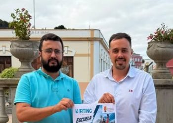 Idafe Hernández y Joshua Pérez presentan el cartel de la Escuela de Karting La Palma en Villa de Mazo