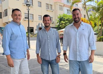 Arón León, Victor González y Eduardo Pérez, concejales del PP en el Ayuntamiento de Los Llanos de Aridane