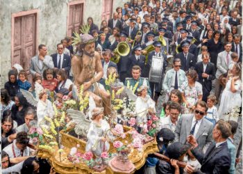 Procesión del Gran Poder de Dios en la Villa de San Andrés, hacia 1947-1948, con la Banda de Música La Victoria