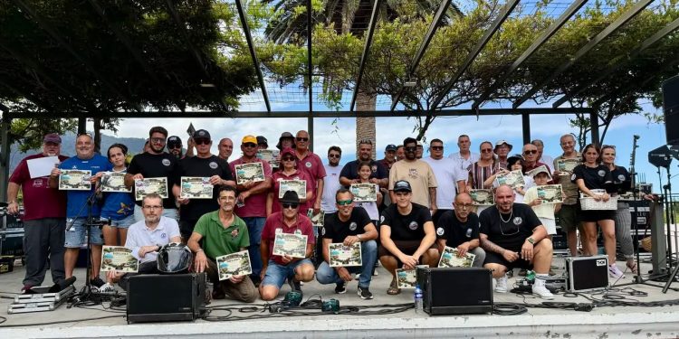 Cerca de un centenar de personas se citan en Breña Alta con la Exposición de Coches, Motos y 4×4 de las Fiestas de la Concepción