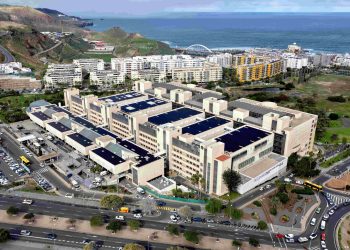 Cien pacientes canarios con linfoma o mieloma ya han recibido la terapia CAR-T en el Hospital Negrín
