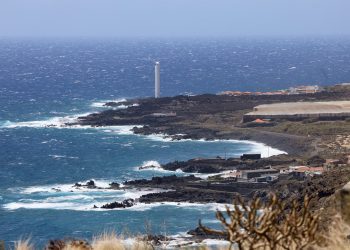 El tiempo del viernes en La Palma: el calor se bate en retirada y el alisio deja mar peligroso en la costa este