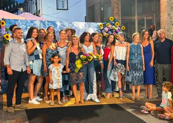 Desfile de la colección Aelí en la Calle Manuel Taño de El Paso