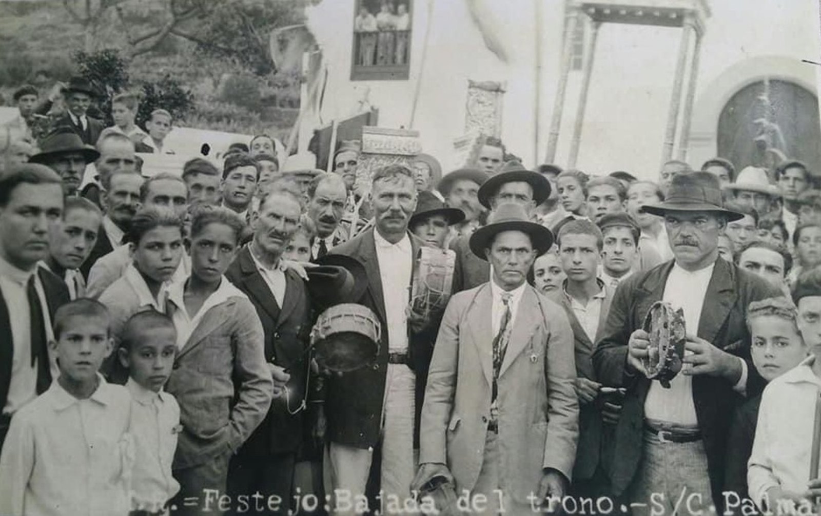 La Bajada del Trono de la Virgen de las Nieves