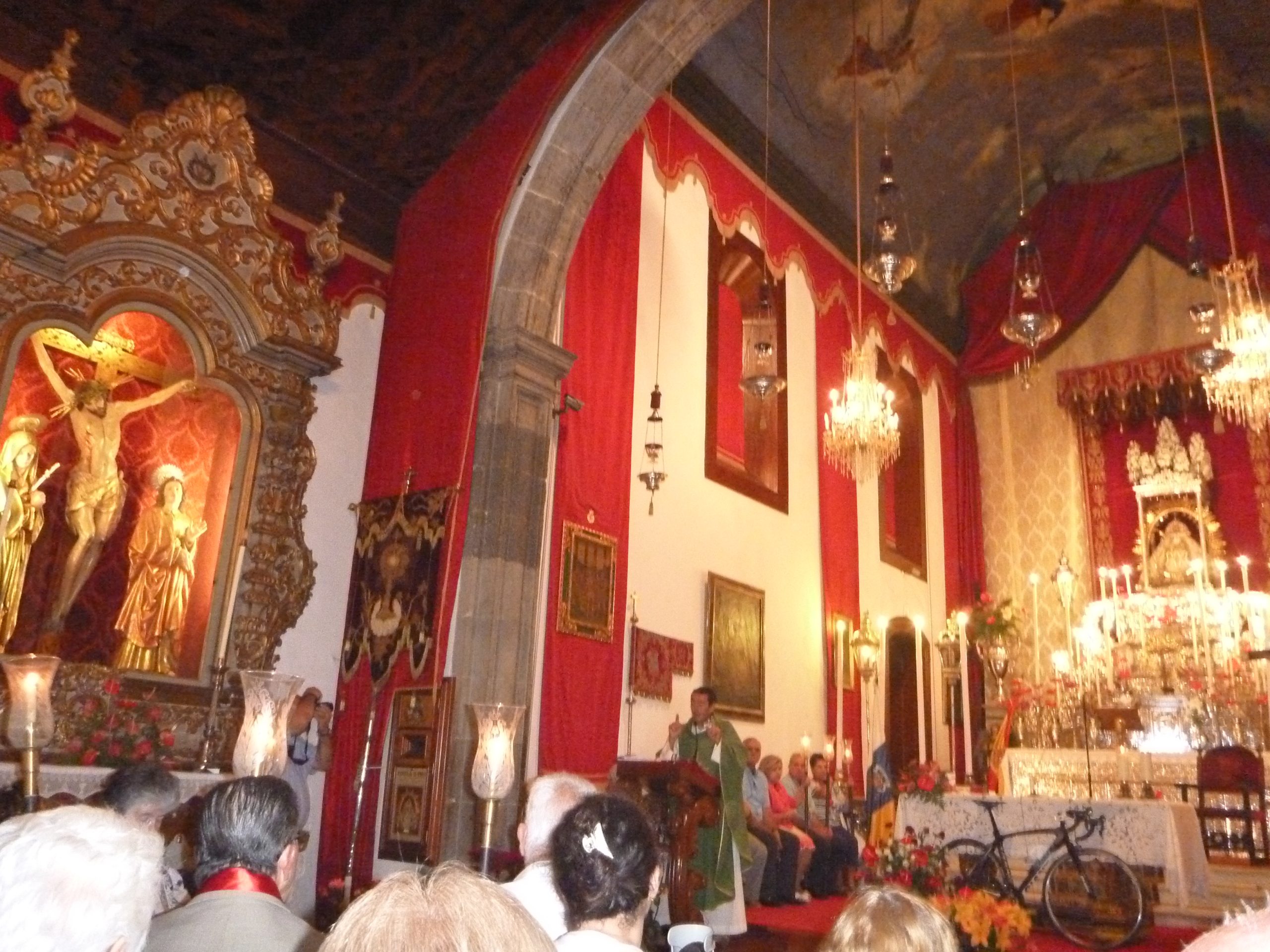 Detalle del interior del templo
