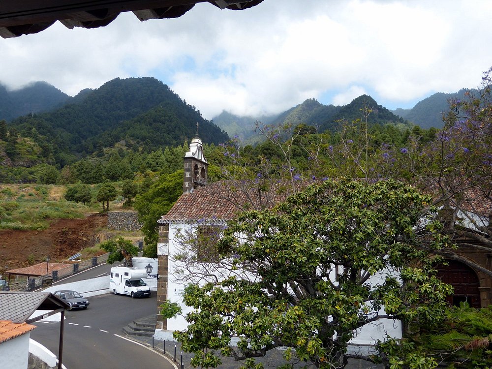 Exterior del santuario, zona sur