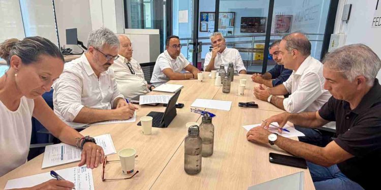 Reunión de FEDEPALMA con el comisionado de la Reconstrucción, Héctor Izquierdo