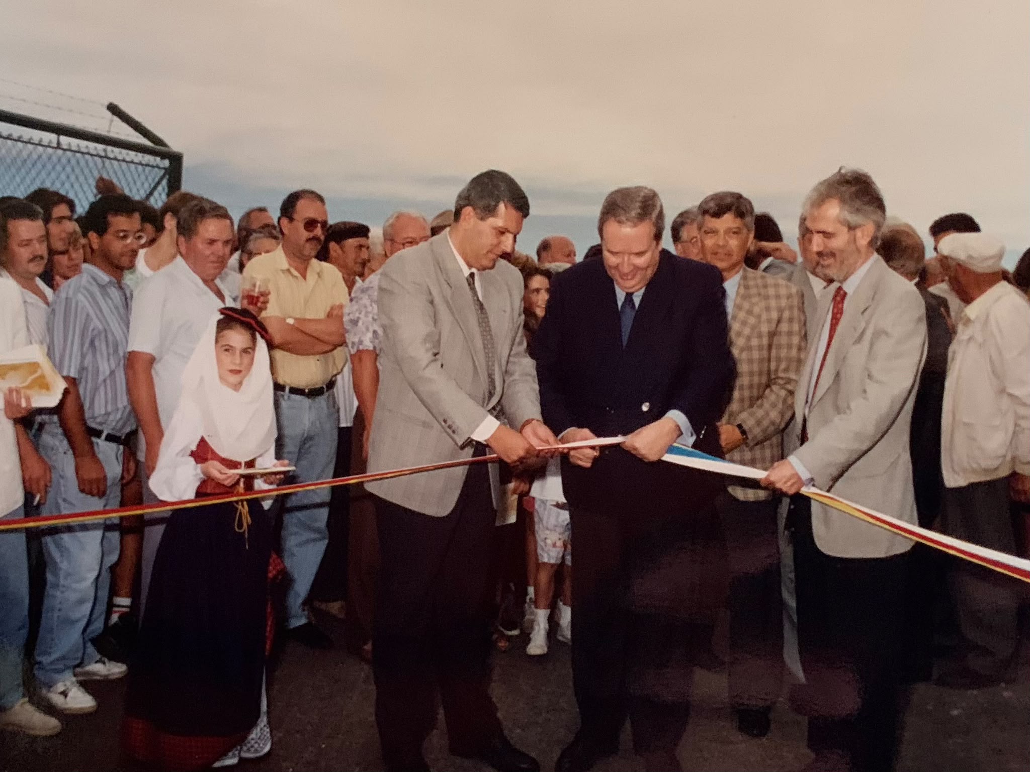 Inauguración del embalse de Adeyahamen, 24 de septiembre de 1994