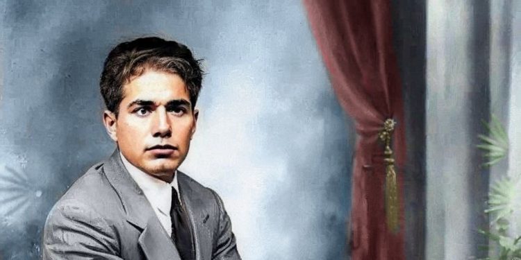 El joven José Gerardo Martín Herrera, retrato de estudio