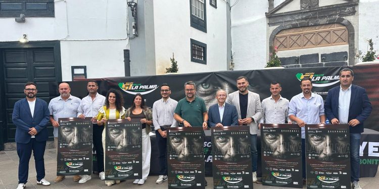 Presentación del 51 Rallye La Palma Isla Bonita – Trofeo CICAR en la Plaza de España de Santa Cruz de La Palma